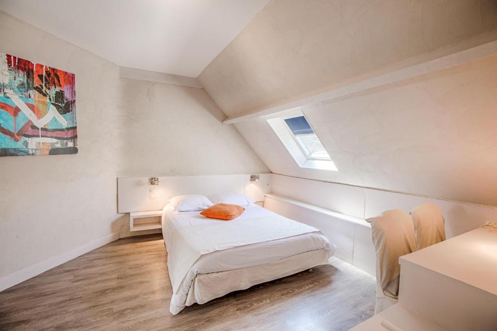 L'Ile De Sees Macé Habitación foto