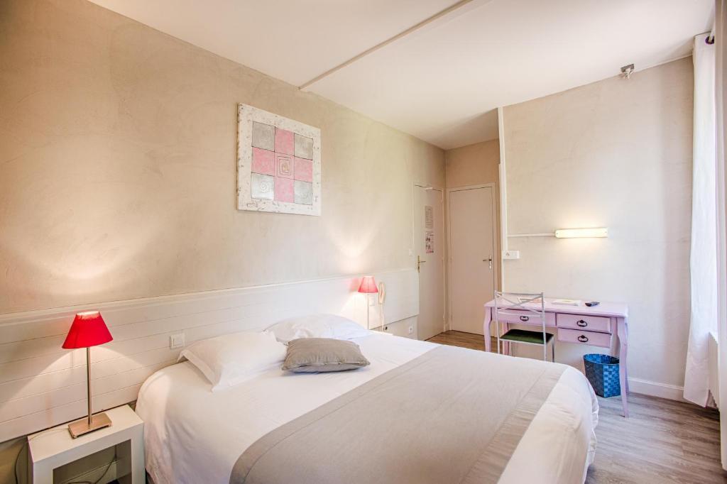 L'Ile De Sees Macé Habitación foto